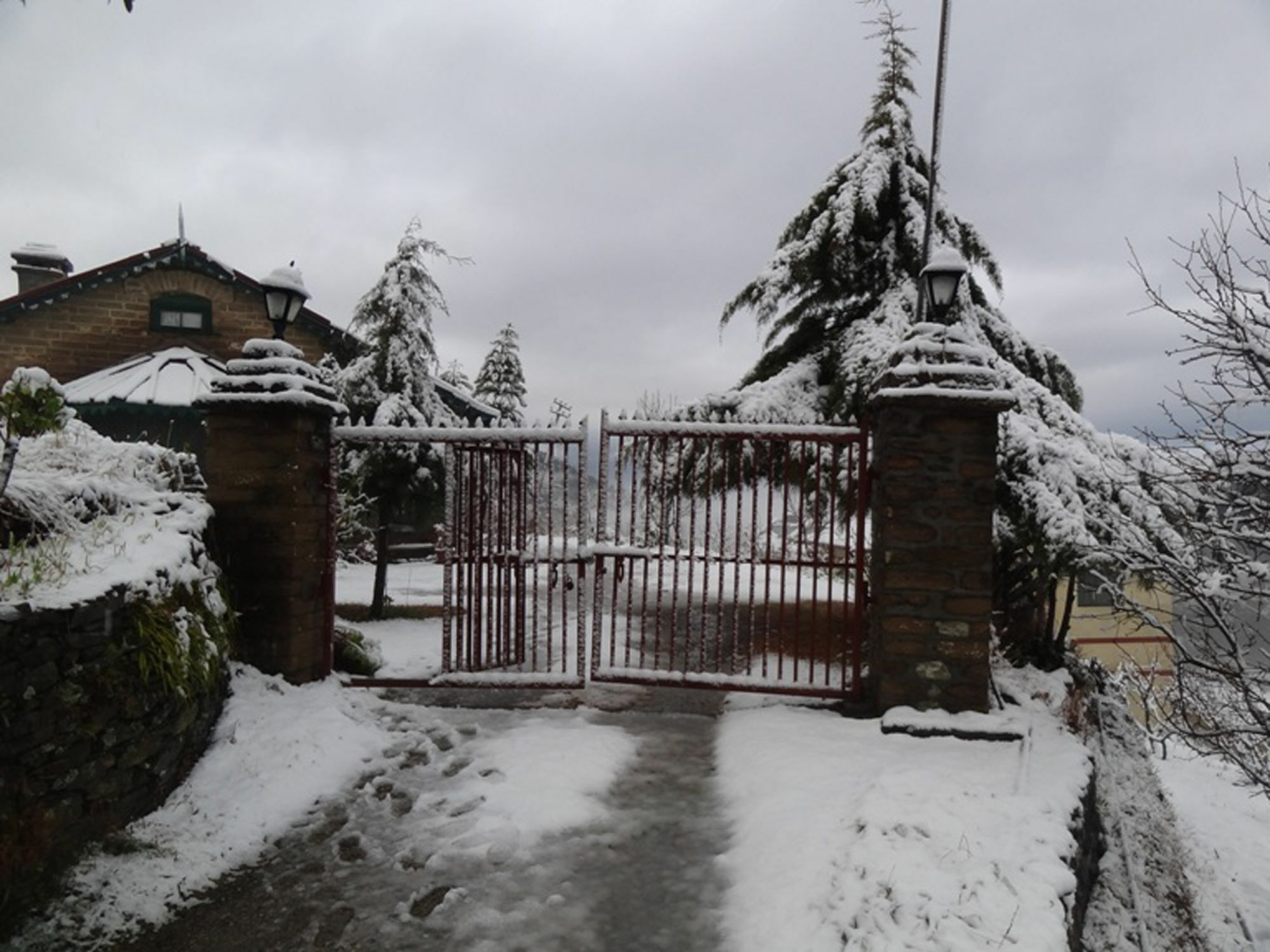 尼姆拉纳兰姆别墅 Rāmgarh 外观 照片